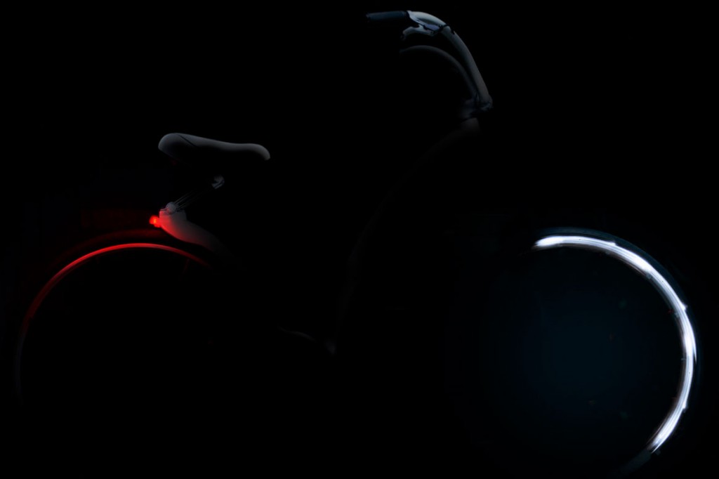 GiBike —— 3秒完成折疊，更能為手機充電的單車 9