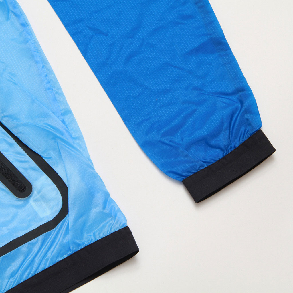 fragment design x Nike 特別版風行者夾克 4 fragment design x Nike 特別版風行者夾克 4