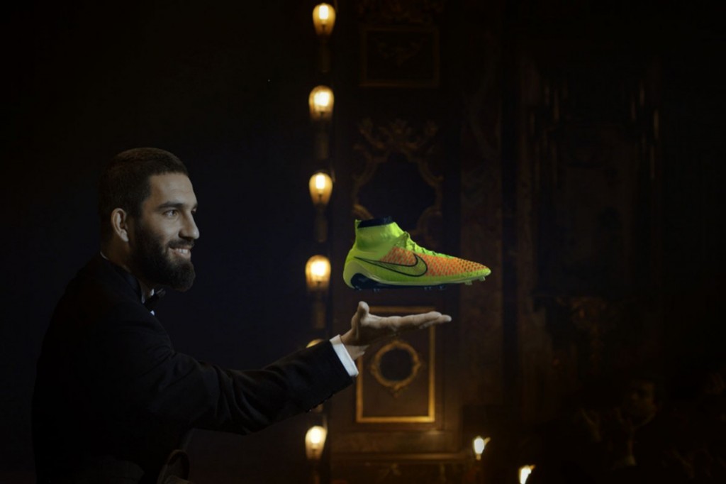 Nike 聯手土耳其“魔術師”Arda Turan 推出創意視頻廣告 4