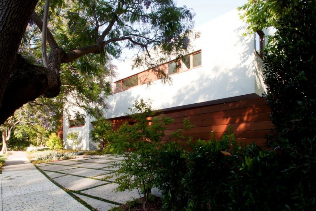 去 Mike Jacobs Architecture 全新打造的 San Lorenzo Residence 私家花園看看 10