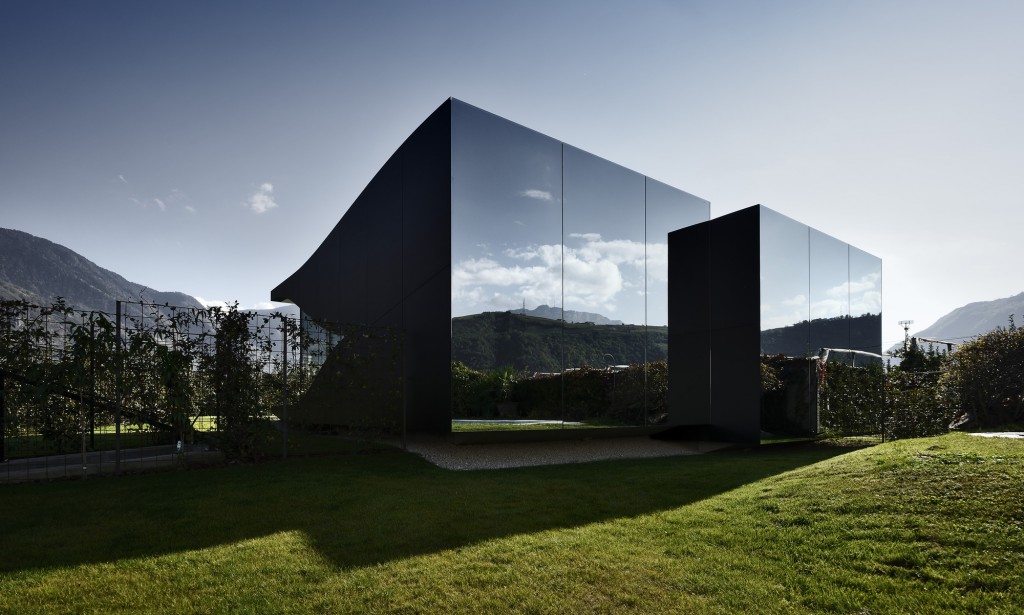 Peter Pichler Architecture 建築事務所打造The Mirror Houses “鏡之屋” 15 Peter Pichler Architecture 建築事務所打造The Mirror Houses “鏡之屋” 15