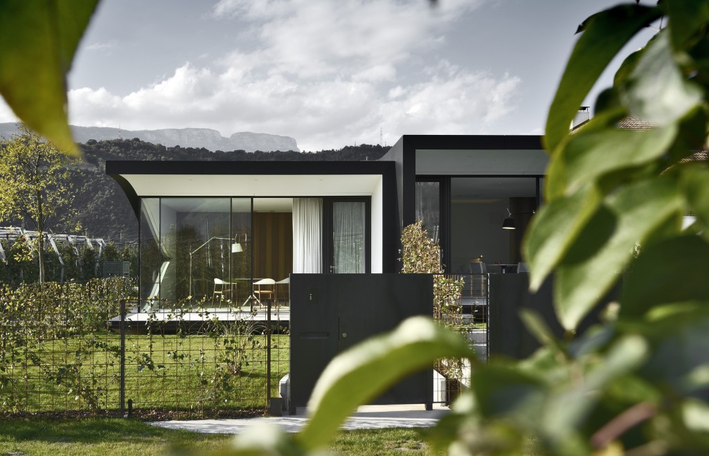 Peter Pichler Architecture 建築事務所打造The Mirror Houses “鏡之屋” 17 Peter Pichler Architecture 建築事務所打造The Mirror Houses “鏡之屋” 17