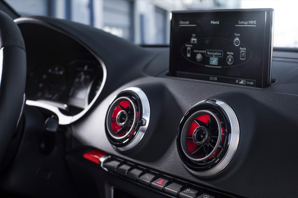 Audi 亮相全新RS 3 Sportback 車款 3 Audi 亮相全新RS 3 Sportback 車款 3