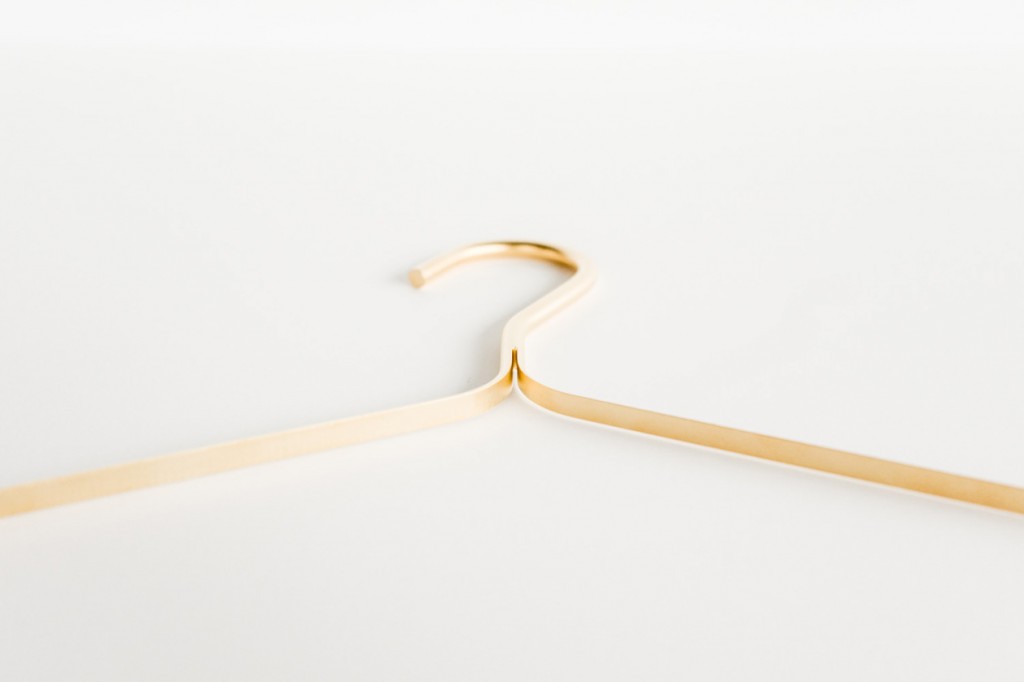 SLEEK & MODERN CLOTHING HANGERS FROM SEATTLE’S BUTTUR 3