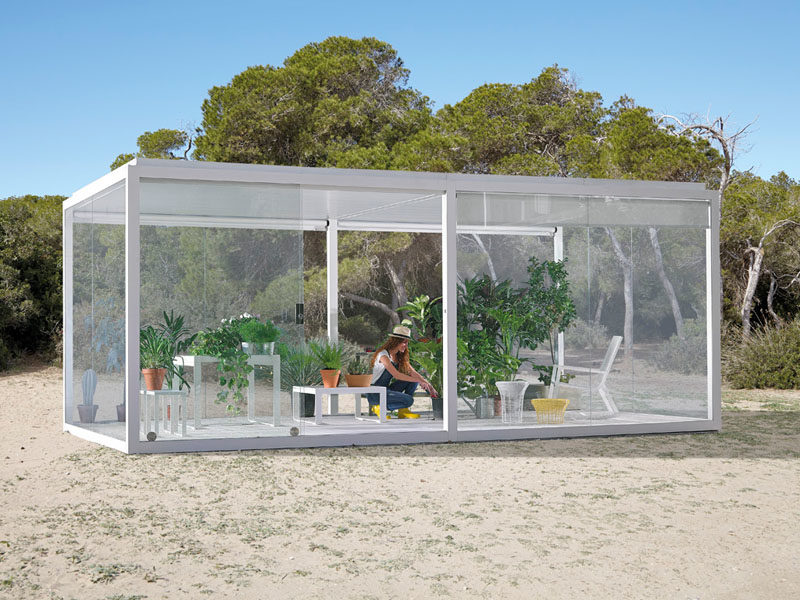 This Glass Box Lets You Enjoy The Outdoors 3