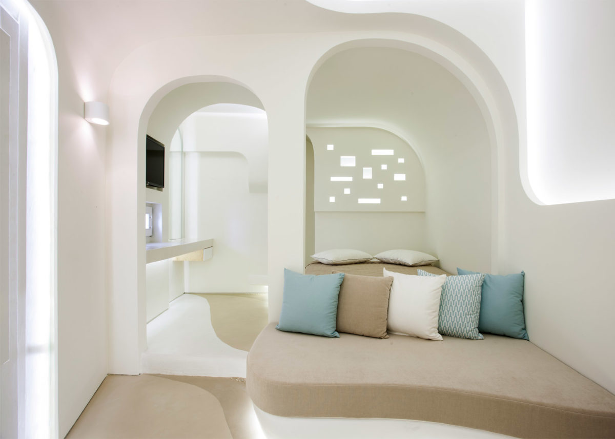 KLab creates smoothly curved interior for Santorini hotel 10
